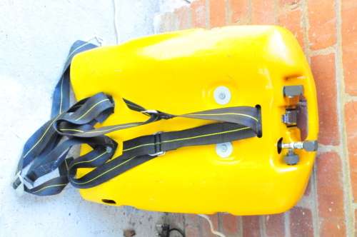 US DIVERS TANKS WITH BACK PACK 3 aluminium bottels
