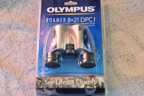BRAND NEW SEALED OLYMPUS ROAMER 8X21 DPCI BINOCULAR