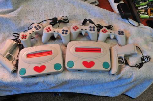 2 Complete set of console with controllers and gun
