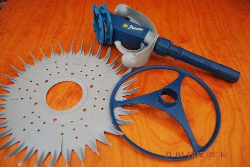 BRAND NEW POOL CLEANER PLEASE NOTE NO HOSES ZODIACPACER