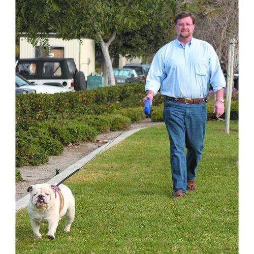 ***Retractable/Adjustable Dog Leash***Extends up to 5M***Black, Red, Blue***Brand New***