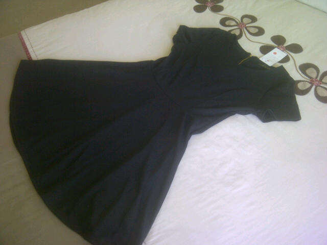 ***Cute & Funky Great Quality Ladies Black Dress with Zip Back***M, L Only*** Brand New***