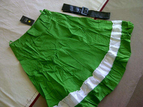 ***Cute & Funky Ladies Green/White Skirt with leather look belt***32, 34 ONLY***Brand New***