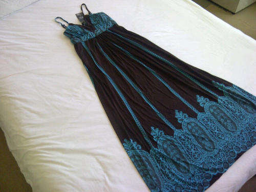 ***Stunning Ladies Halterneck Style Long Dresses***Great Quality***M/L, L/XL ONLY***BEAUTIFUL***