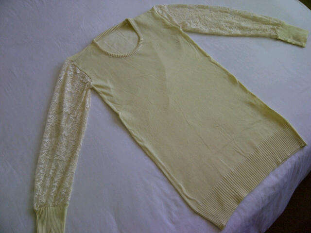 ***Beautiful Ladies Cream Jersey with Lace Like Sleeves***STUNNING***BRAND NEW***