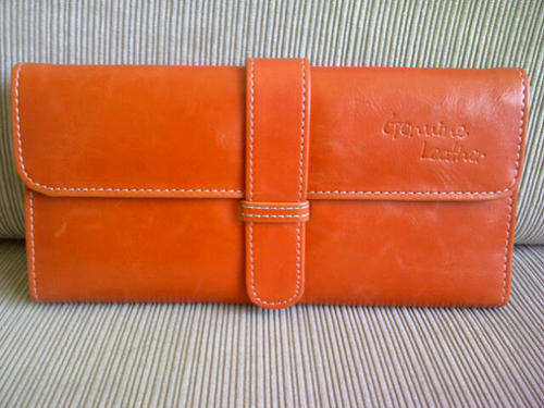 ***Cute & Funky Ladies Genuine Leather Purse/Wallet***ORANGE***BRAND NEW***