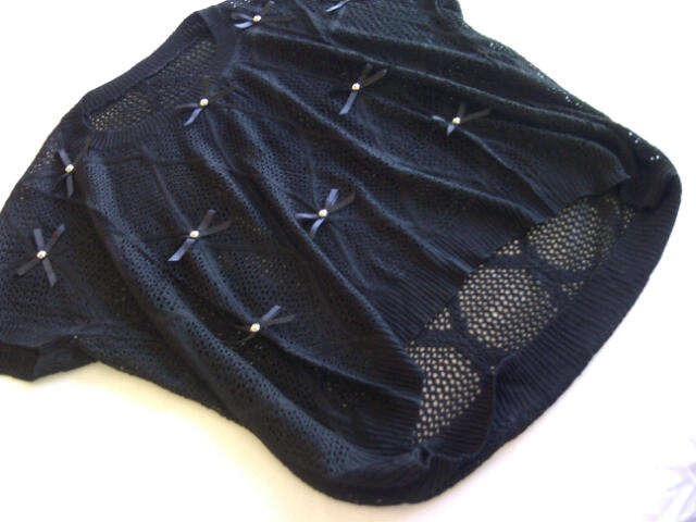 ***Beautiful Ladies Over / Cover Top***Great with a Skinny**ONE SIZE FITS ALL**STUNNING**BRAND NEW**