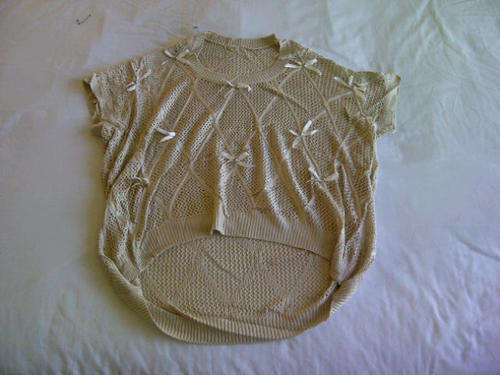 ***Beautiful Ladies Over / Cover Top***Great with a Skinny**ONE SIZE FITS ALL**STUNNING**BRAND NEW**