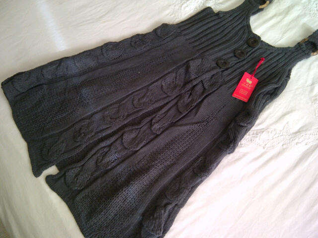 **Stunning Ladies Warm Wool Like Dress with Slit in the Front**Beautiful Design**ONE SIZE FITS ALL**