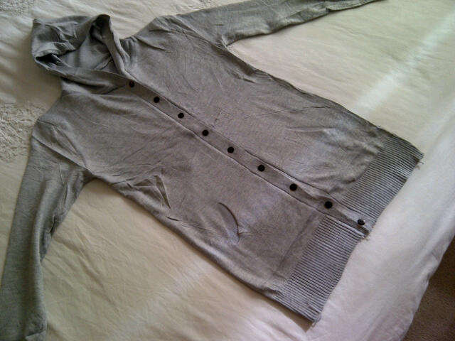 ***Cute Ladies Hooded Jersey with Small Slit Front Pockets***L GREY**ONE SIZE FITS ALL**BRAND NEW***