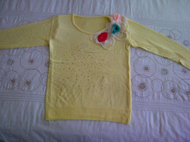***Cute Ladies Round Neck Jersey with Flower & Pearl Like Design***ONE SIZE FITS ALL***BRAND NEW***