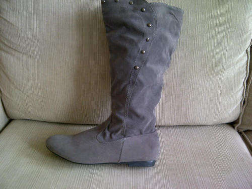 **Cute & Funky Ladies Long Grey Boots with studded design**Size 5, 6, 7 ONLY**BRAND NEW***