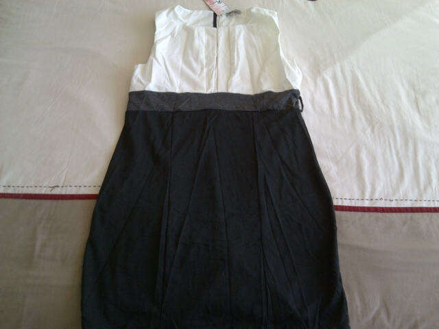 **Beautiful Ladies Warm White/Grey/Black Formal Dress**XL, XXL**Stunning Design**