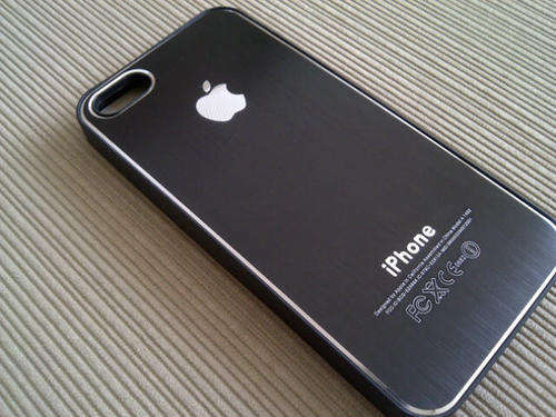 ***Slick Aluminium Like iPhone 5 Cover***Black, Red ONLY***BRAND NEW***