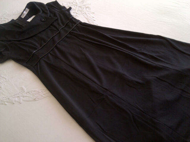 **Cute & Funky Ladies Circle Collared Dresses**Great Quality Piece**Black & Brown Avail**STUNNING**