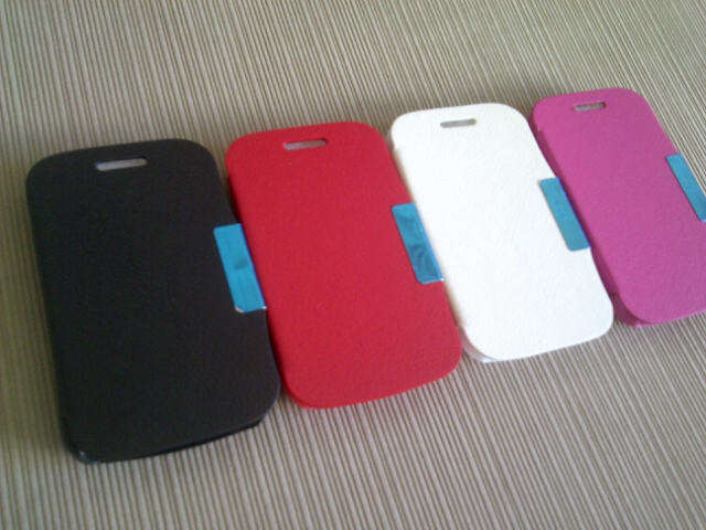 **Blackberry 9720 Covers**Ultra Slim Flip Case***Black, Pink, Red ONLY**BRAND NEW**