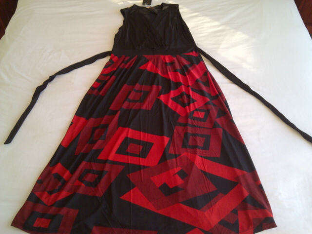 **Stunning Ladies Long Sleeveless Dress With Beautiful Design & Tie Back***Black/Red*XXL ONLY***