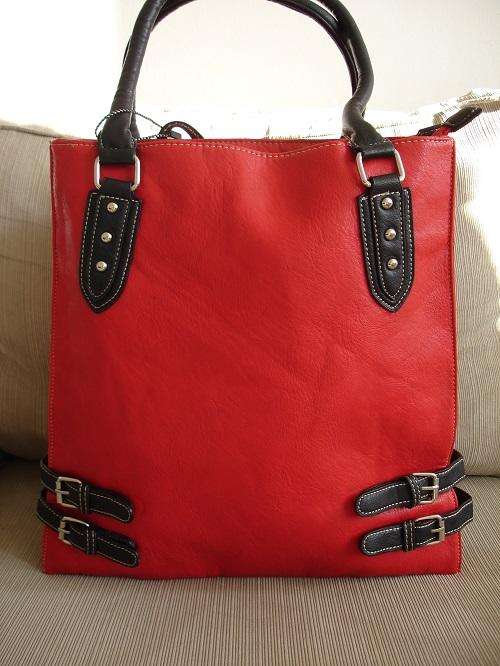 **Stunning Ladies Red/Black PU Leather Handbag With Beautiful Detail & Design**3 DIVIDED SECTIONS**