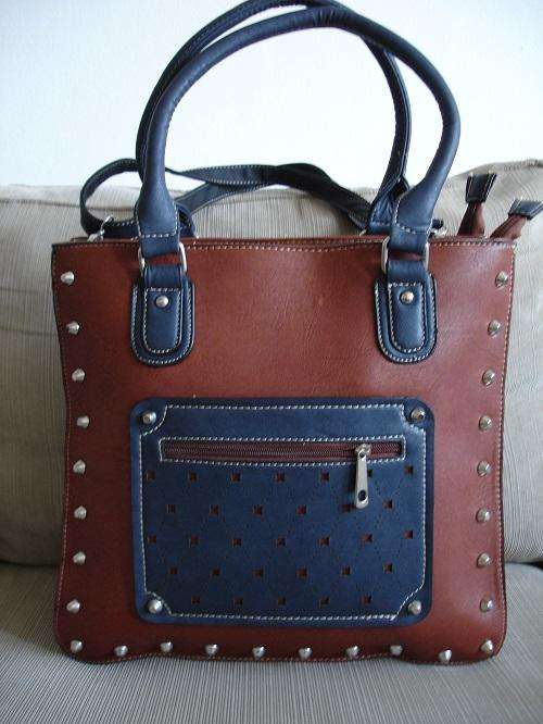 **Stunning Ladies Tan/Blue/BlackPU Leather Handbag With Beautiful Detail & Design**BRAND NEW**