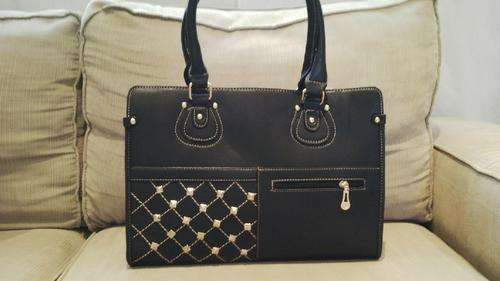 **Stunning Ladies BLACK PU Leather Handbag With Beautiful Detail & Design*BRAND NEW*