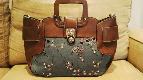 **Stunning Ladies Brown PU Leather Handbag With Denim & Diamante Design**BRAND NEW**