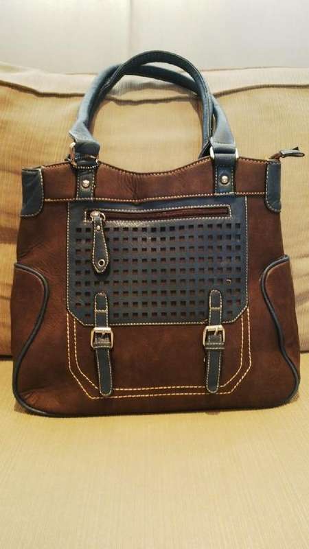 *Stunning Ladies GREY/BLUE PU Leather Handbag With Beautiful Detail & Design*BRAND NEW*