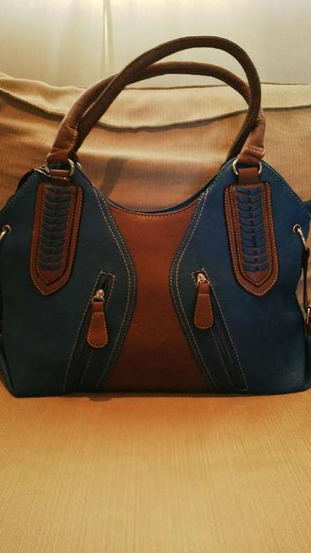**Stunning Ladies Blue/Brown PU Leather Handbag With Beautiful Detail & Design**BRAND NEW**