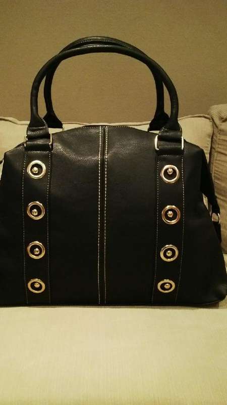 **Stunning Duffle Style PU Leather Travel Bag**60cm**Great Quality Piece**BEAUTIFUL*2 Colours Avail*