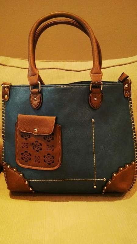 **Stunning Ladies Blue/Tan PU Leather Handbag With Beautiful Detail & Design***BRAND NEW**