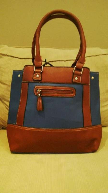 **STUNNING Ladies PU Leather Handbag With Beautiful Detail & Design**BRAND NEW**3 Colours***