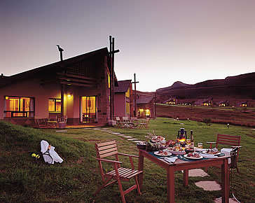 **3BDR 6 SLEEPER UNITS @ ALPINE HEATH RESORT DRAKENSBERG**1 JUNE - 4 JUNE**WEEKEND**