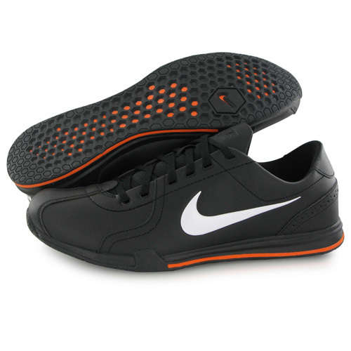 **ORIGINAL MENS NIKE CIRCUIT TRAINER II**SIZE 10 ONLY**BLACK/WHITE/ORANGE**BRAND NEW**