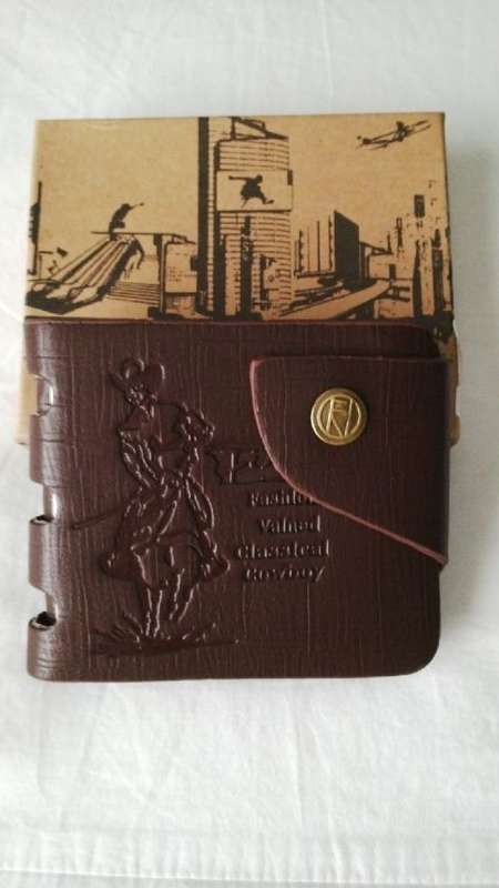**NEW DESIGN**Men's PU Leather Dakota Red Fino Wallet**BROWN ONLY**Great Quality*BRAND NEW