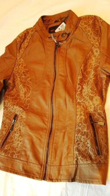 **Stunning Ladies Tan Leather Look Jacket with Pretty Lace Design**M ONLY**BEAUTIFUL**BRAND NEW*