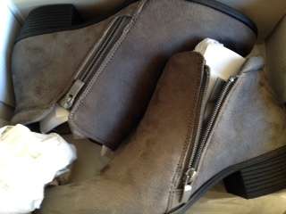 **STUNNING LADIES GREY SUEDE LIKE SHORT HEEL BOOT*** SIZE 5 1/2***BRAND NEW**