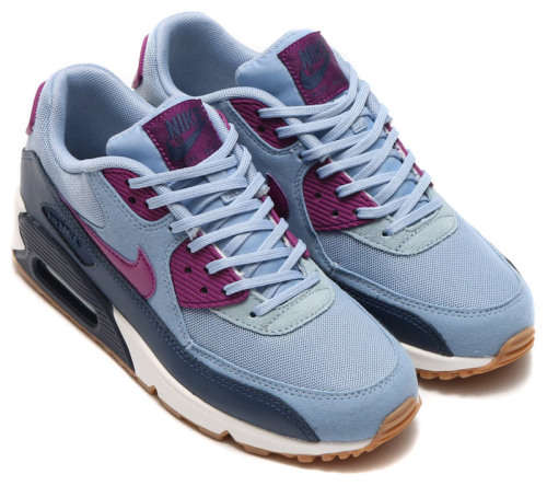 **SECONDHAND***ORIGINAL LADIES NIKE AIR MAX 90 - 616730-403**WORN ONLY 3 TIMES**FREE PAXI SHIPPING**