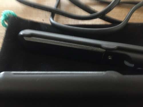 CLOUD 9 MINI HAIR IRON - EXCELLENT CONDITION - RETAILS FOR R2200