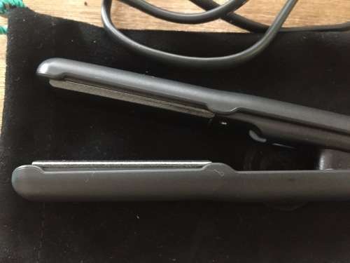 CLOUD 9 MINI HAIR IRON - EXCELLENT CONDITION - RETAILS FOR R2200