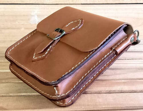 GENUINE LEATHER PETITE MESSENGER - VARIOUS COLOURS