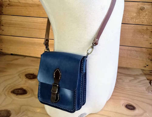 GENUINE LEATHER PETITE MESSENGER - VARIOUS COLOURS