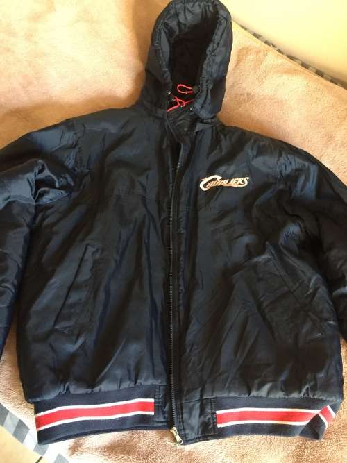 Vintage Cleveland Cavaliers Champion Jacket - XL (NBA) - Great Condition