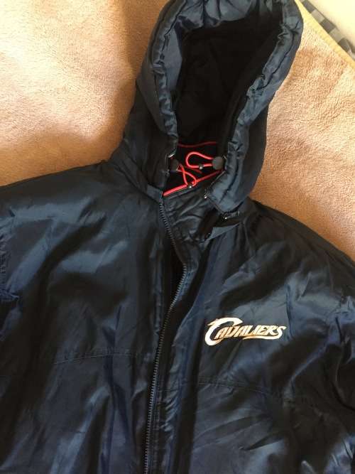 Vintage Cleveland Cavaliers Champion Jacket - XL (NBA) - Great Condition
