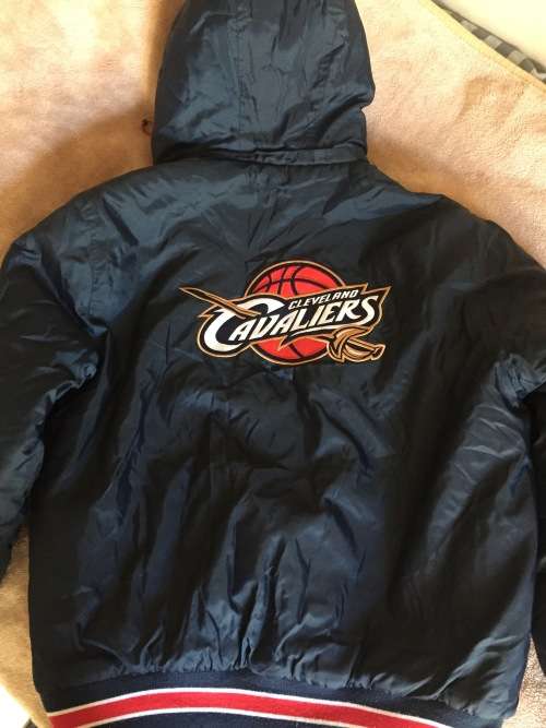 Vintage Cleveland Cavaliers Champion Jacket - XL (NBA) - Great Condition