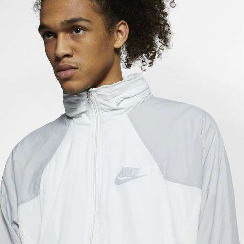 Mens Nike NIKE RE-ISSUE WOVEN WIND JACKET - AR1869 -107 - Medium