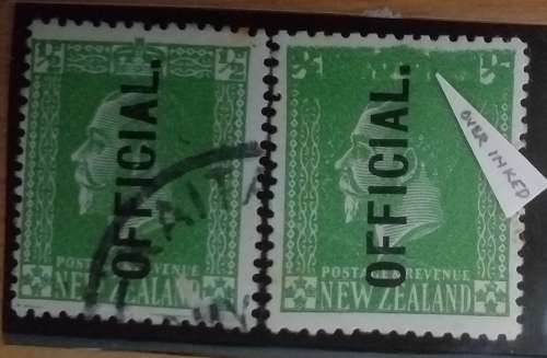 NEW ZEALAND 1915-1927 OFFICIAL 1/2d GREEN USED/MLH WITH VARIETY OVER INKED