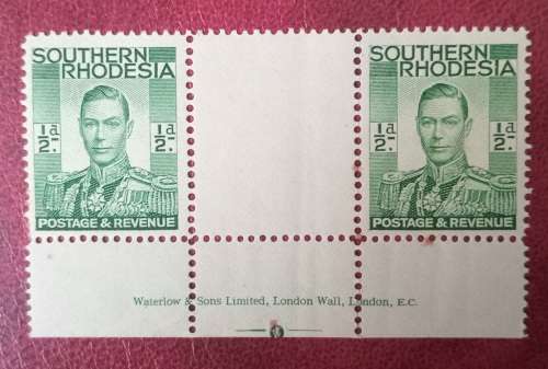 SOUTHERN RHODESIA 1937 SACC #42 1/2d GUTTER PAIR GREEN WITH PRINTERS NAME MNH-SEE BELOW DETAILS