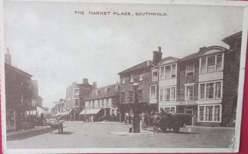 GB POST CARD THE MARKET PLACE .SOUTHWOLD