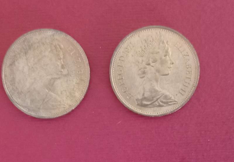 SRI LANKA X2 COINS