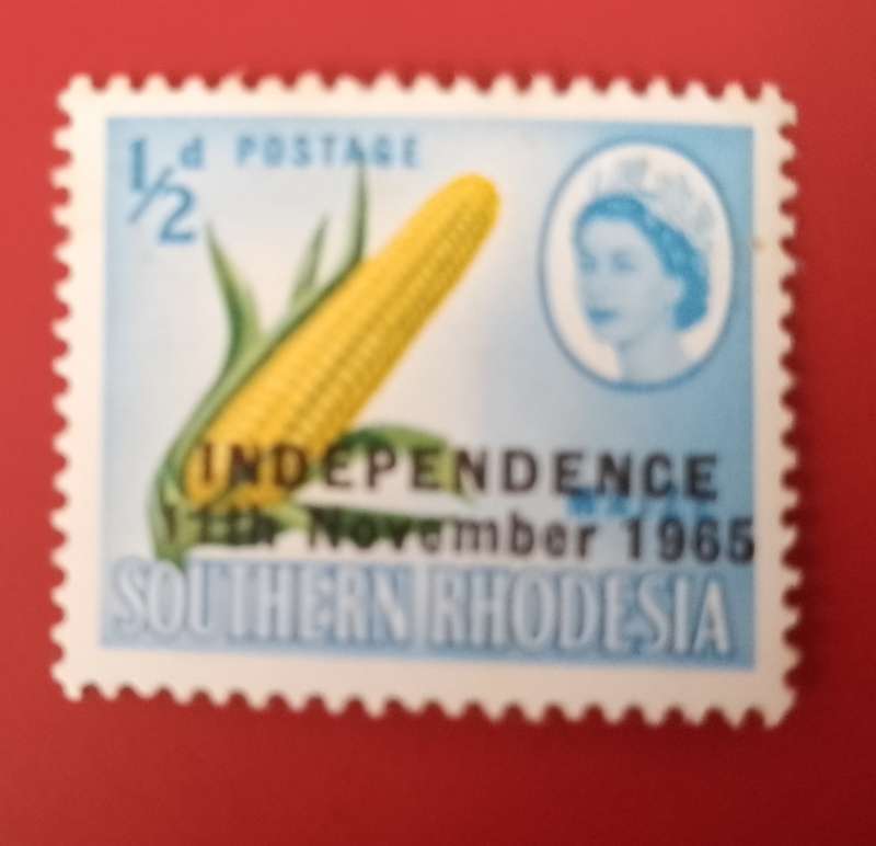 RHODESIA 1965 1/2d INDEPENDENCE OVER PRINT SHIFT TO RIGHT MNH