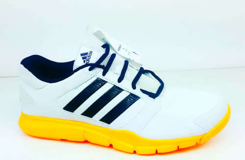 ADIDAS ESSENTIAL STAR FOR MEN SIZE UK/SA 9 ; NEW